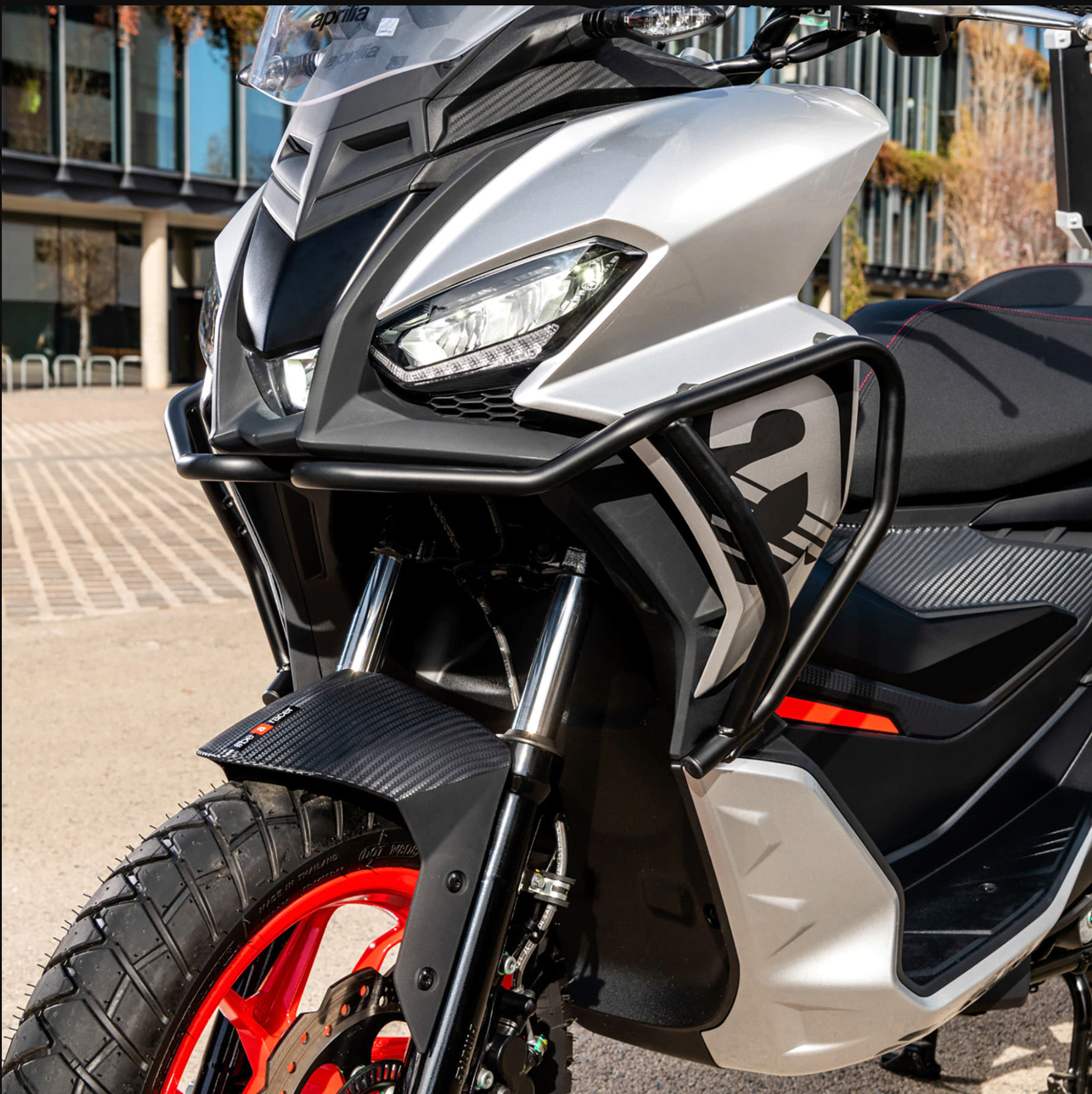 Arceau de protection avant, noir, mat, inox, Aprilia SR GT Compact 125 / 200